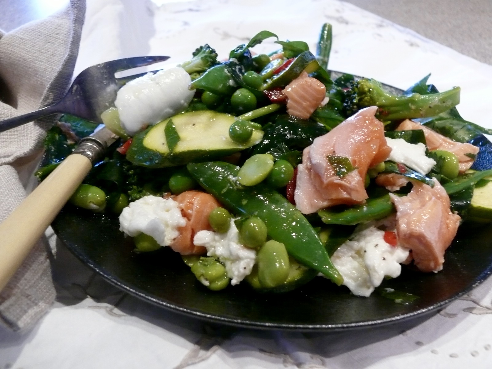 spring green salmon and mozzarella salad
